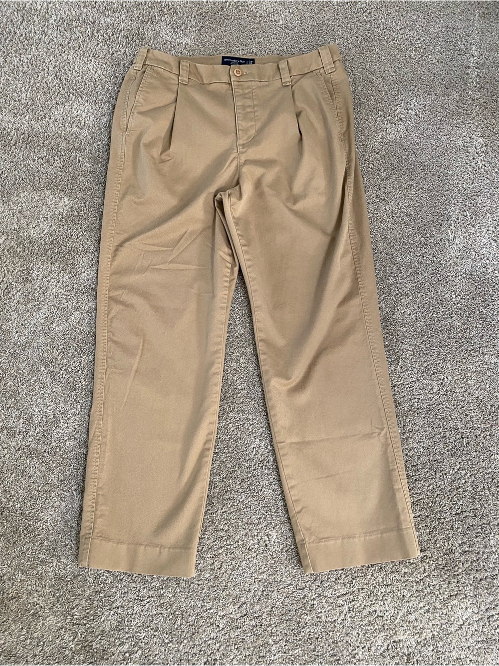 Abercrombie Pleated Chinos